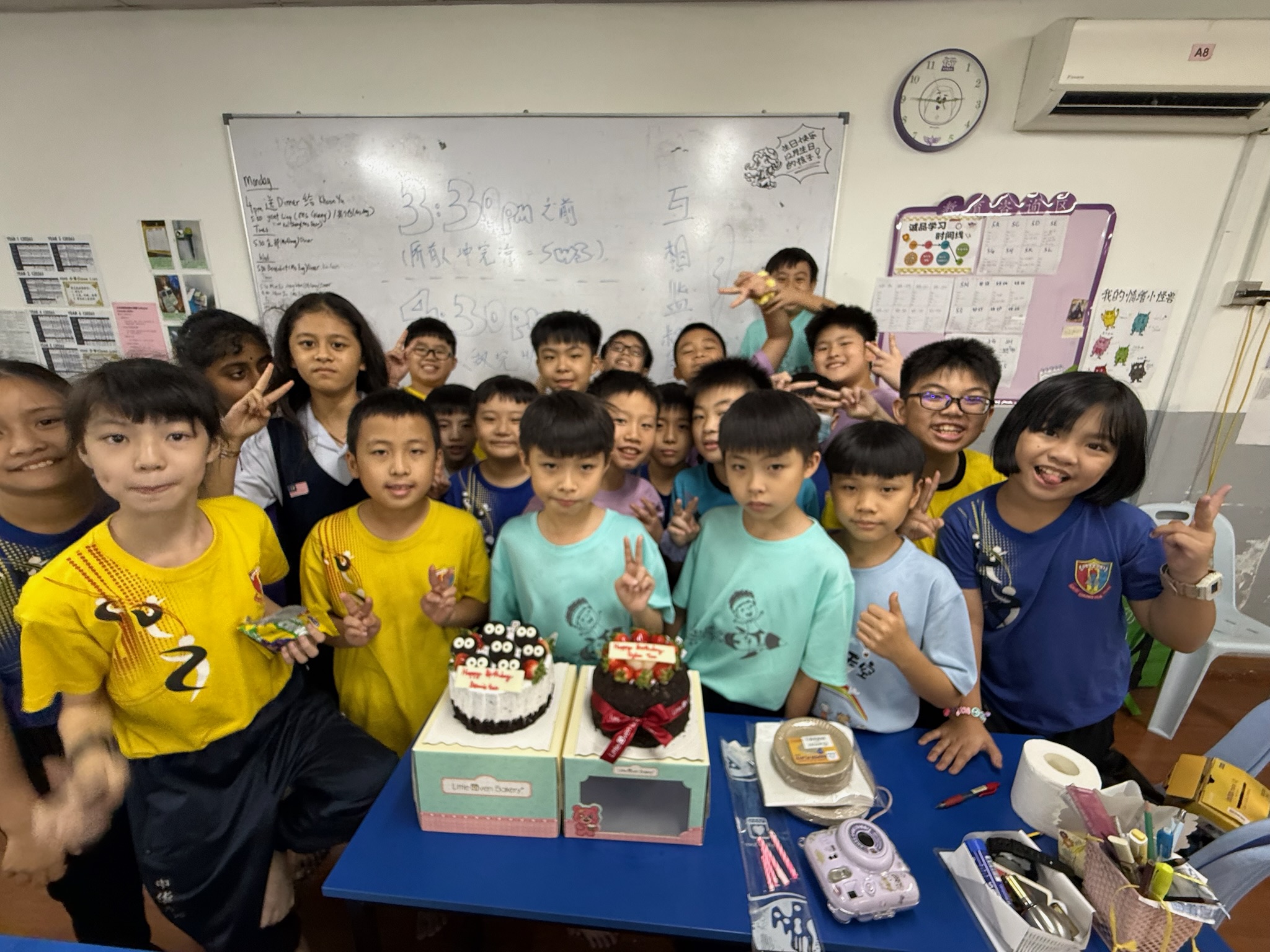 WITZ 安亲班学生一起庆祝生日