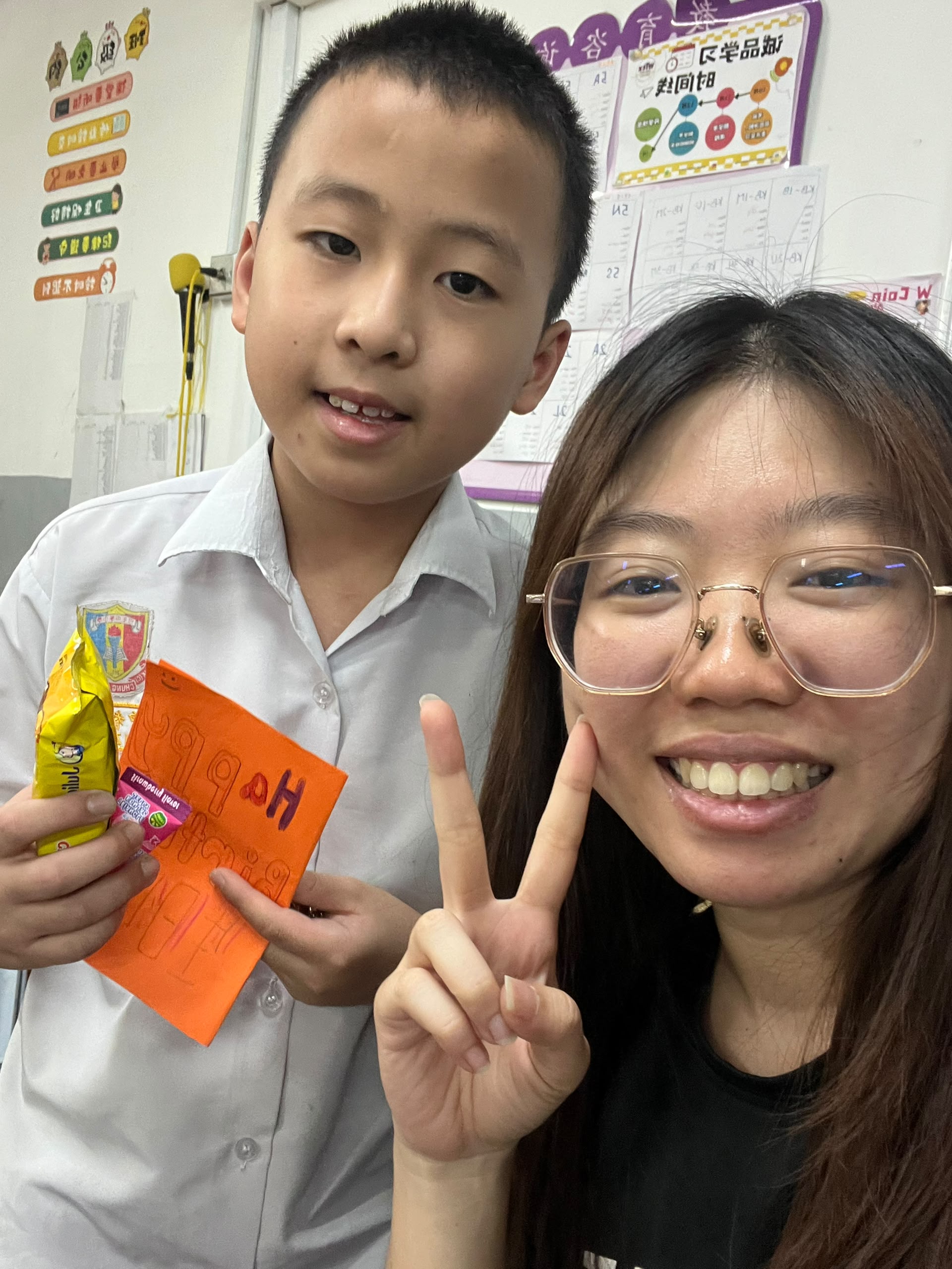 WITZ 老师陪伴学生度过活动日